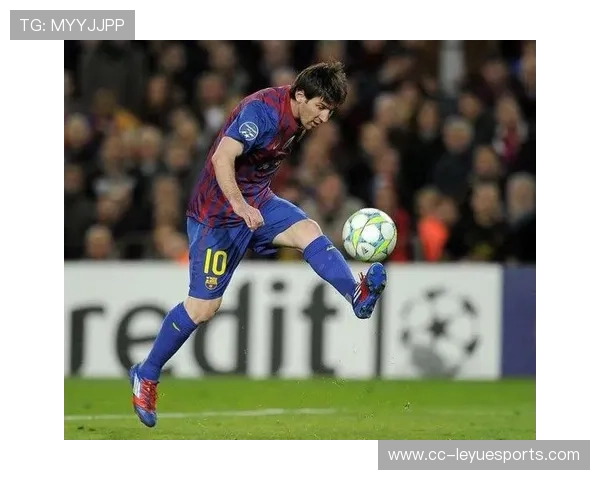 足球之路不断追梦,每一次进球都是勇气与拼搏的证明 足球之路不断追梦,每一次进球都是勇气与拼搏的证明